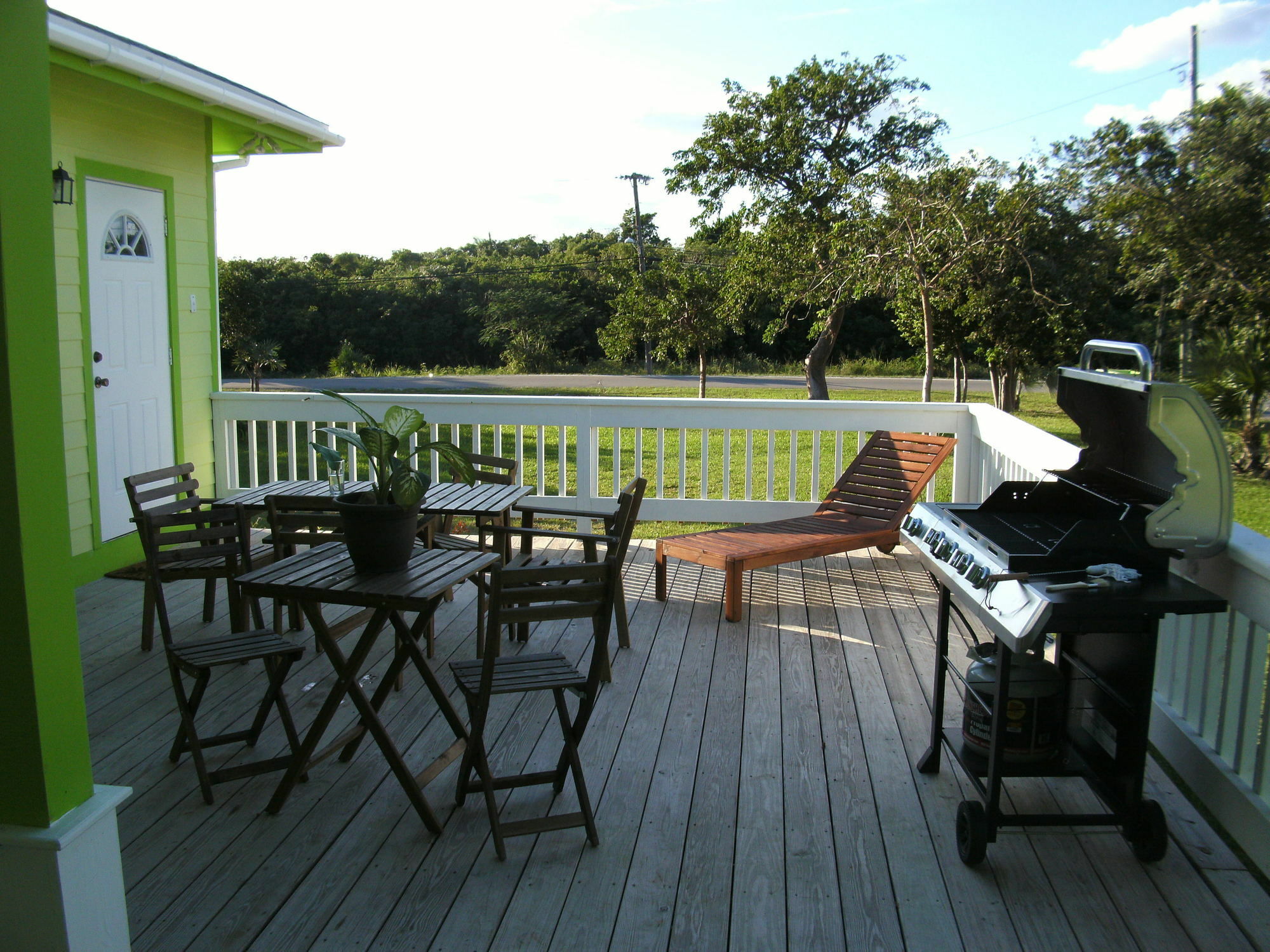 Sir Charles Guest House Palmetto Point エクステリア 写真
